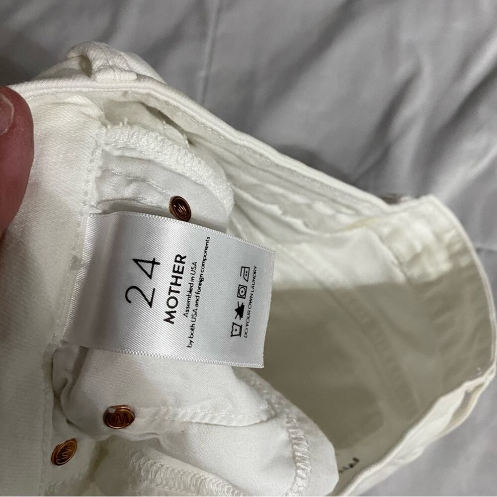 Mother The Looker Stayin’ Rowdy White Jeans Distressed Women’s Size 24 - Picture 4 of 16